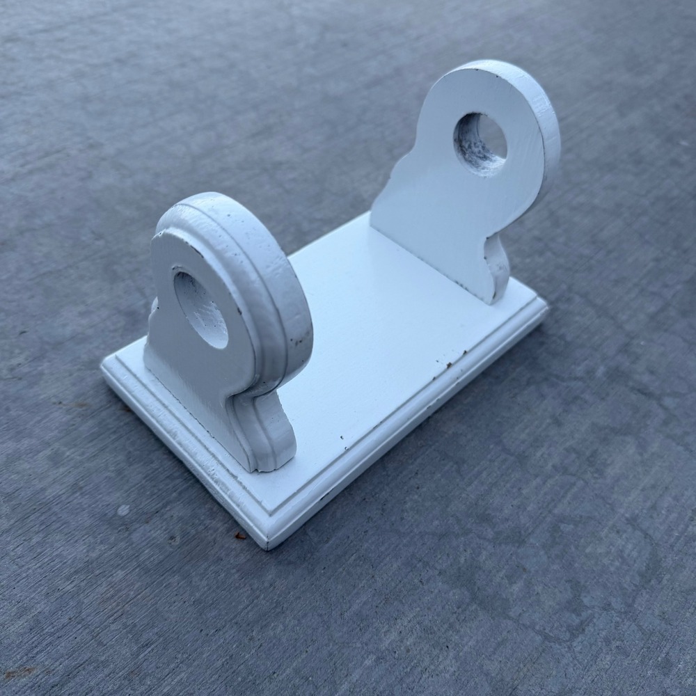 Vintage White Wooden Wall Mount Toilet Paper Holder